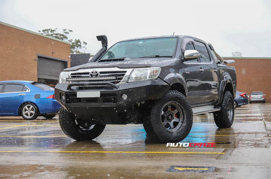 TOYOTA HILUX N70 4WD SHOK ANTHRACITE 